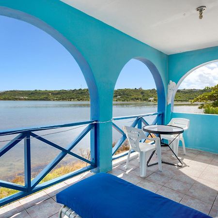 Edwards Guesthouse Sandy Ground Village Экстерьер фото