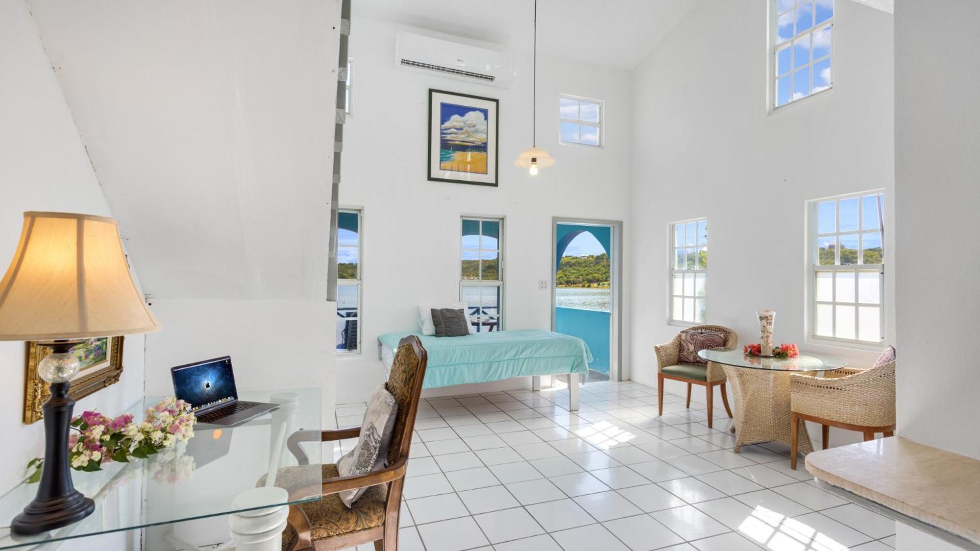 Edwards Guesthouse Sandy Ground Village Экстерьер фото