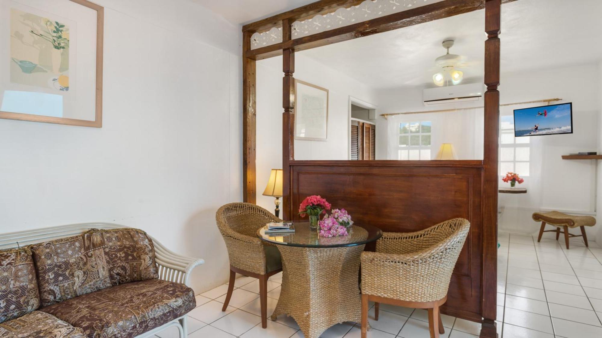 Edwards Guesthouse Sandy Ground Village Экстерьер фото